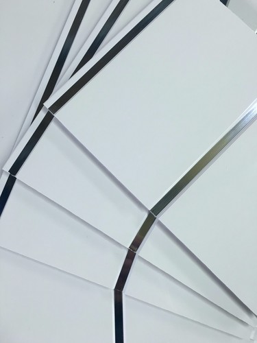 Gloss white chrome strip - white,