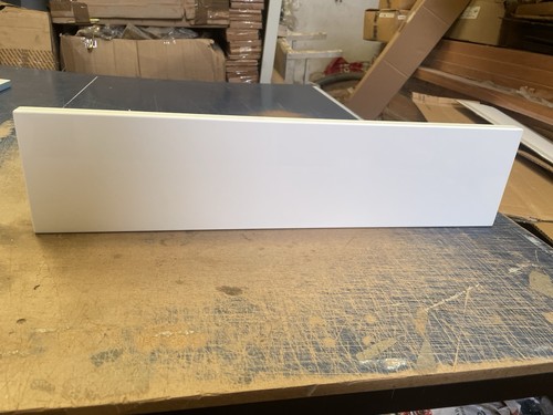600mm white gloss kitchen - 600mm,